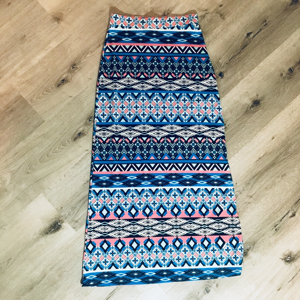 Tribal Stretch Geometric Maxi Skirt